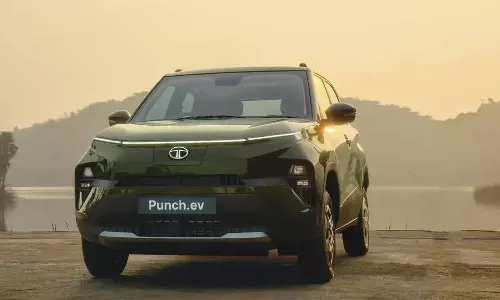 தேதி குறித்த டாடா மோட்டார்ஸ் - வெளியீட்டுக்கு தயாரான பன்ச் EV
