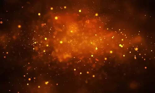 ஜார்கண்ட் மாநிலத்தில் தீ விபத்து - 15 பட்டாசு கடைகள் எரிந்ததால் பரபரப்பு