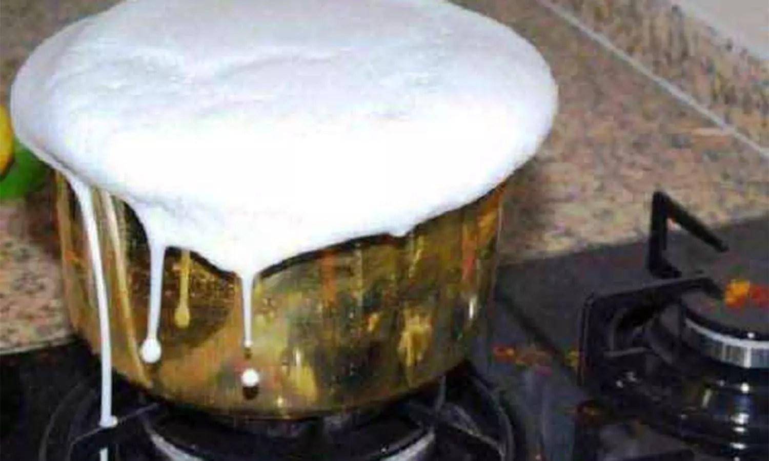 பால் காய்ச்சுவது ஏன்?