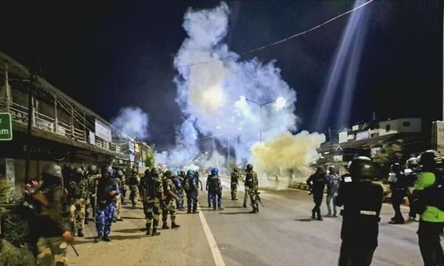 மணிப்பூரில் மீண்டும் பதற்றம்: மர்ம நபர்கள் தாக்குதலில் பாதுகாப்பு அதிகாரி பலி