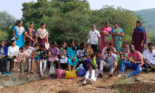 சென்னிமலையில் களையிழந்த பூப்பறிக்கும் திருவிழா