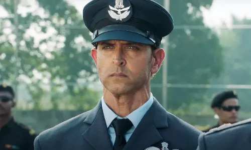 அதிரடி காட்டும் ஃபைட்டர் டிரைலர்