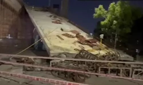சென்னை ஆதம்பாக்கத்தில் பறக்கும் ரெயில் பாலம் சரிந்து விபத்து
