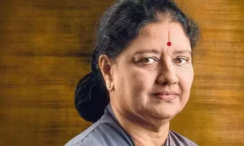 அதிமுக ஒன்றுபட ஒருவருக்கு ஒருவர் விட்டுத் தர வேண்டும்- சசிகலா