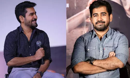 வெரி ஸ்வீட்.. மேடையில் கதாநாயகியை புகழ்ந்த விஜய் ஆண்டனி