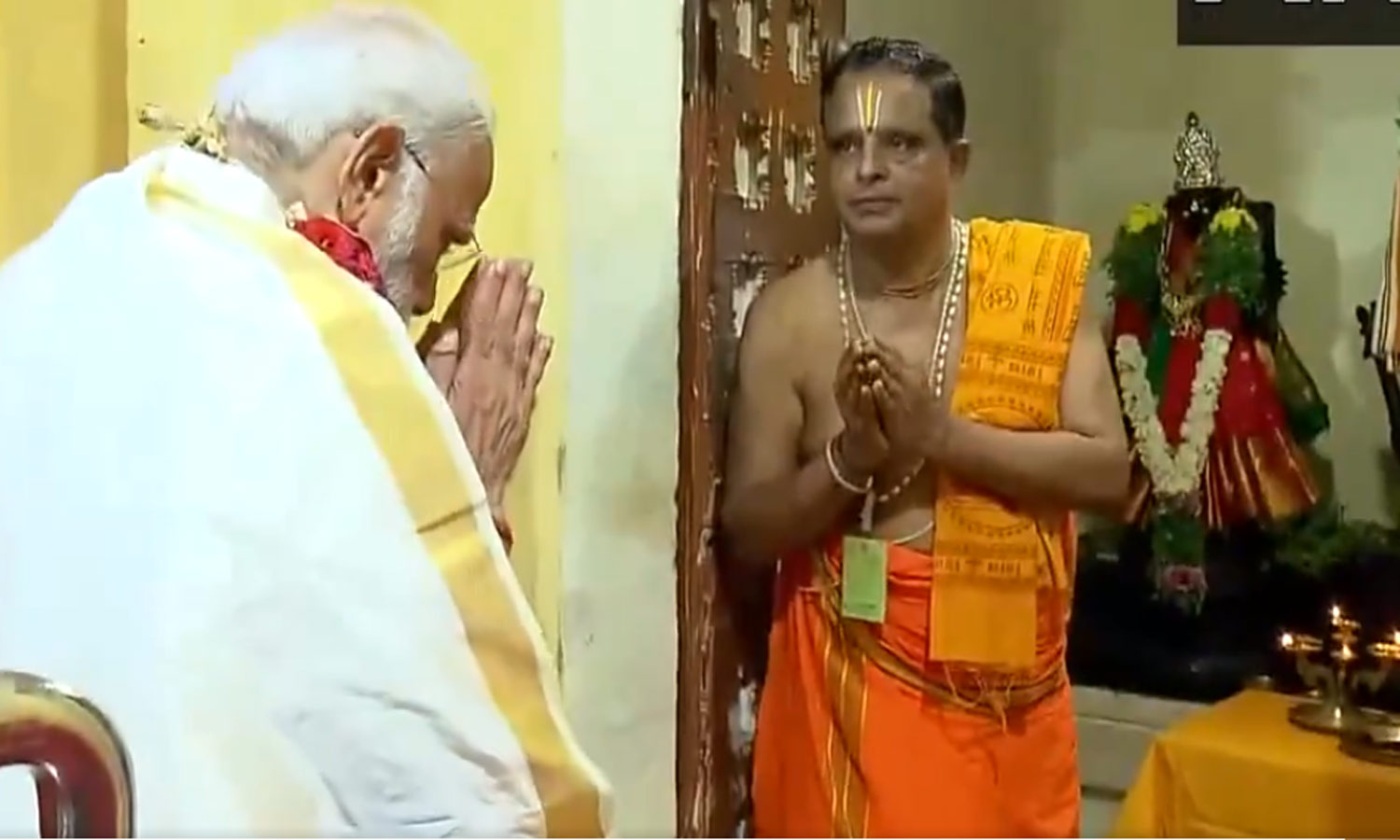 கோதண்டராமர் கோவிலில் சாமி தரிசனம் செய்து பூஜை செய்த பிரதமர் மோடி