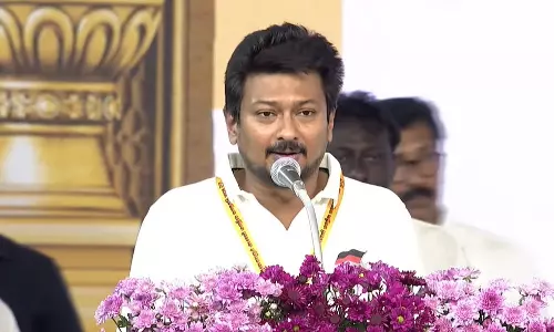 தி.மு.க. இளைஞரணி மாநாடு: கவர்னர் பதவியை நிரந்தரமாக அகற்ற வேண்டும் உள்பட 25 தீர்மானங்கள் நிறைவேற்றம்