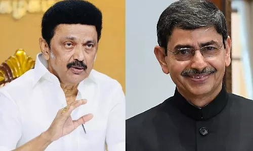 காமாலைக் கண்களுக்குக் கண்டதெல்லாம் மஞ்சள் - கவர்னரை விமர்சித்த ஸ்டாலின்