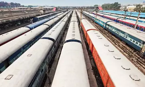 கன்னியாகுமரி எக்ஸ்பிரஸ் ரெயிலில் மே மாத டிக்கெட் முன்பதிவு நிறுத்தம்