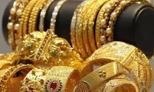 தங்கம், வெள்ளி நகைகள் மீதான இறக்குமதி வரி 4 சதவீதம் உயர்வு: மத்திய நிதியமைச்சகம்