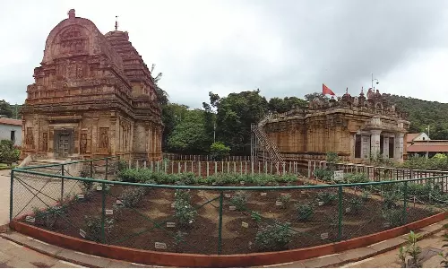 கிரவுஞ்ச மலையை தகர்த்த வேல்!