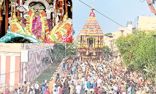 ஸ்ரீரங்கம் ரெங்கநாதர் கோவிலில் தை திருவிழா தேரோட்டம்