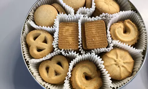 வீட்டிலேயே செய்யலாம் சுவையான பட்டர் குக்கீஸ்