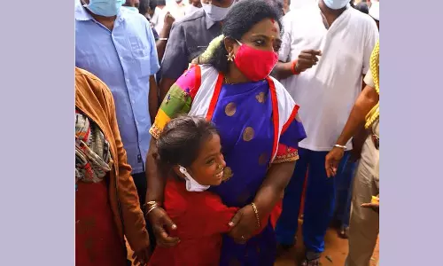 பெண்ணினம் என்பது மெல்லினம் அல்ல வல்லினம்: தமிழிசை சவுந்தரராஜன்