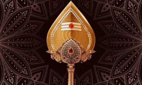 வேலும் ஈட்டியும்!