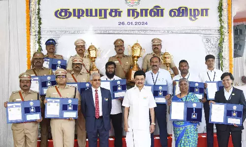 போலீஸ் சூப்பிரண்டு சசாங்சாய் உள்பட 5 அதிகாரிகளுக்கு காந்தியடிகள் பதக்கம்