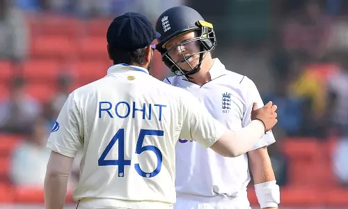 இரட்டை சதத்தை தவறவிட்ட ஒல்லி போப்: இந்தியாவுக்கு 231 ரன்களை இலக்காக நிர்ணயித்தது இங்கிலாந்து