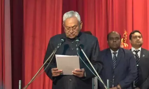 மீண்டும் முதலமைச்சராக பதவியேற்றார் நிதிஷ் குமார்