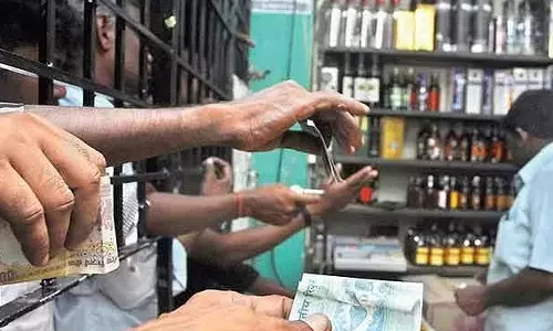 டாஸ்மாக் கடைகளில் மதுபானங்களின் விலை உயர்வு- பிப்.1 முதல் அமல்