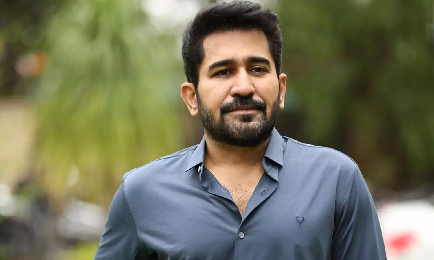 மொரட்டு ரொமான்ஸ்- கவனம் ஈர்க்கும் விஜய் ஆண்டனி பதிவு