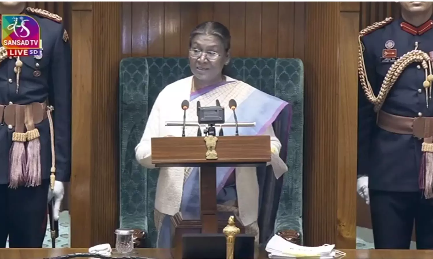 பாராளுமன்ற பட்ஜெட் கூட்டத்தொடர்: ஜனாதிபதி உரையுடன் தொடங்கியது பாராளுமன்ற பட்ஜெட் கூட்டத்தொடர்: ஜனாதிபதி உரையுடன் தொடங்கியது