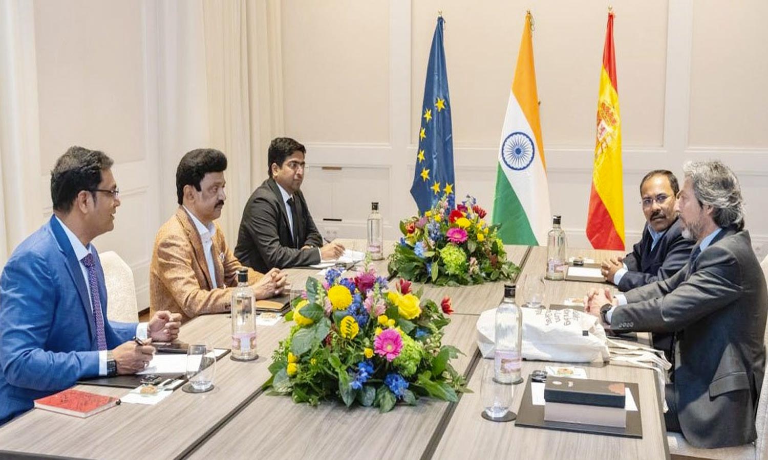 ஸ்பெயின் நாட்டின் முன்னணி நிறுவன அதிகாரிகள் முதலமைச்சர் மு.க.ஸ்டாலினுடன் சந்திப்பு