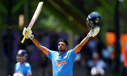 முஷீர் கான் அதிரடி சதம்: ஜூனியர் உலக கோப்பையில் நியூசிலாந்தை எளிதில் வீழ்த்தியது இந்தியா