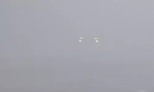 பனிமூட்டம் எதிரொலி: டெல்லியில் 23 ரெயில்கள் தாமதம்