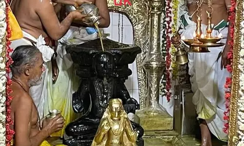 கீர்த்தனைகளால் புகழ்பெற்ற தியாகராஜ சுவாமிகள்