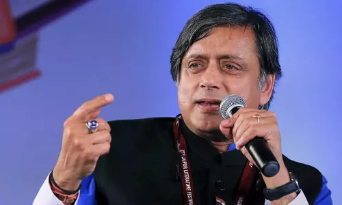 கேரளாவில் 20 தொகுதிகளிலும் காங்கிரஸ் வெற்றி பெற வாய்ப்புள்ளது- சசிதரூர்