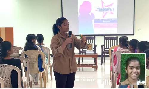 5 மொழிகளை இலக்கணப்பிழை இன்றி பேசுகிறார்: கல்லூரி மாணவிகளுக்கு பாடம் எடுக்கும் 8-ம் வகுப்பு மாணவி