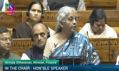 மாநிலங்களுக்கு வட்டியில்லா கடன் வழங்க ரூ. 1.3 லட்சம் கோடி: பட்ஜெட்டில் அறிவிப்பு