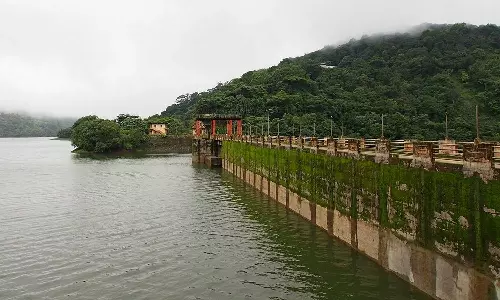 வெயில் தாக்கம் அதிகரிப்பு: சிறுவாணி அணை நீர்மட்டம் சரிவு