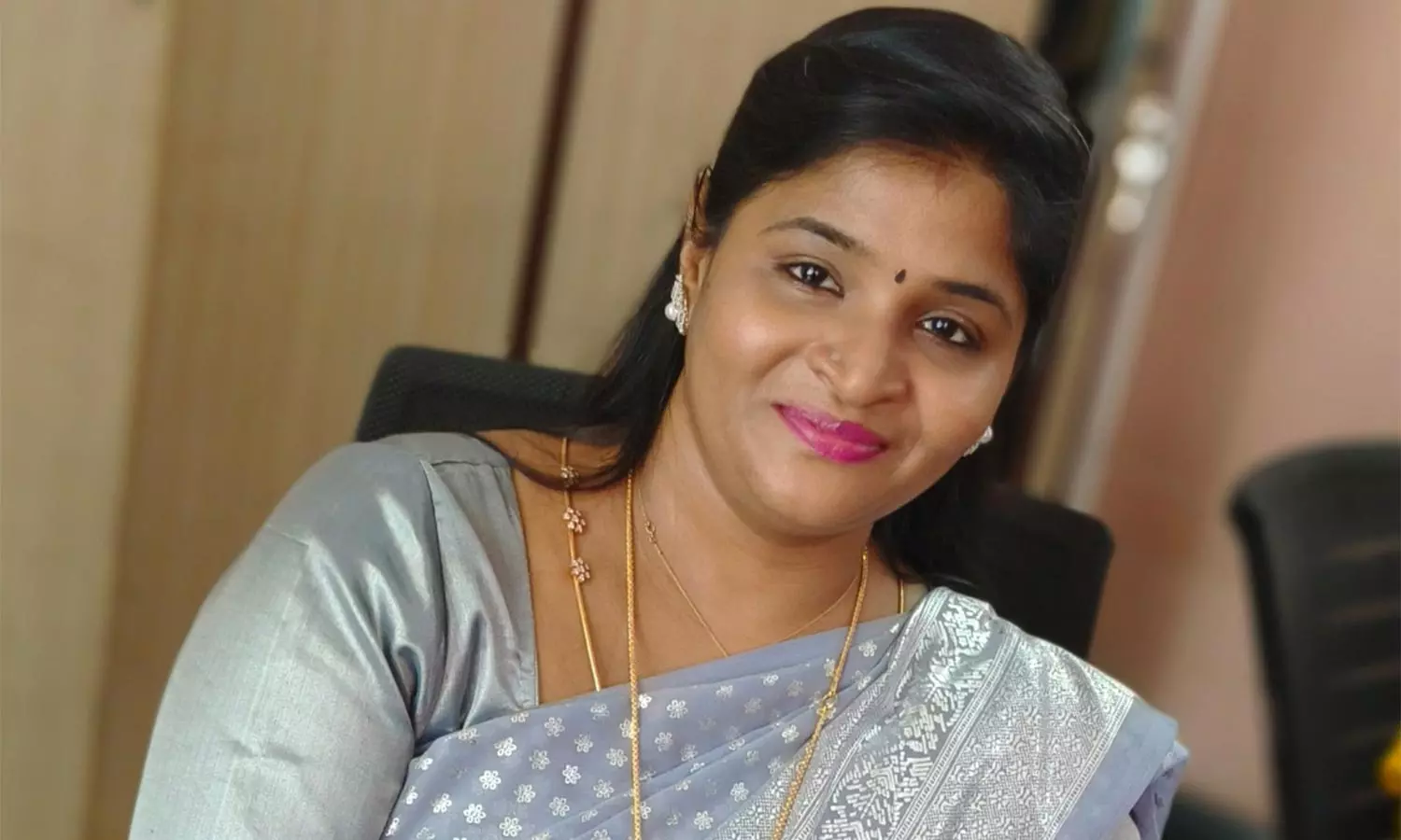 லதா சரவணன் லதா சரவணன்