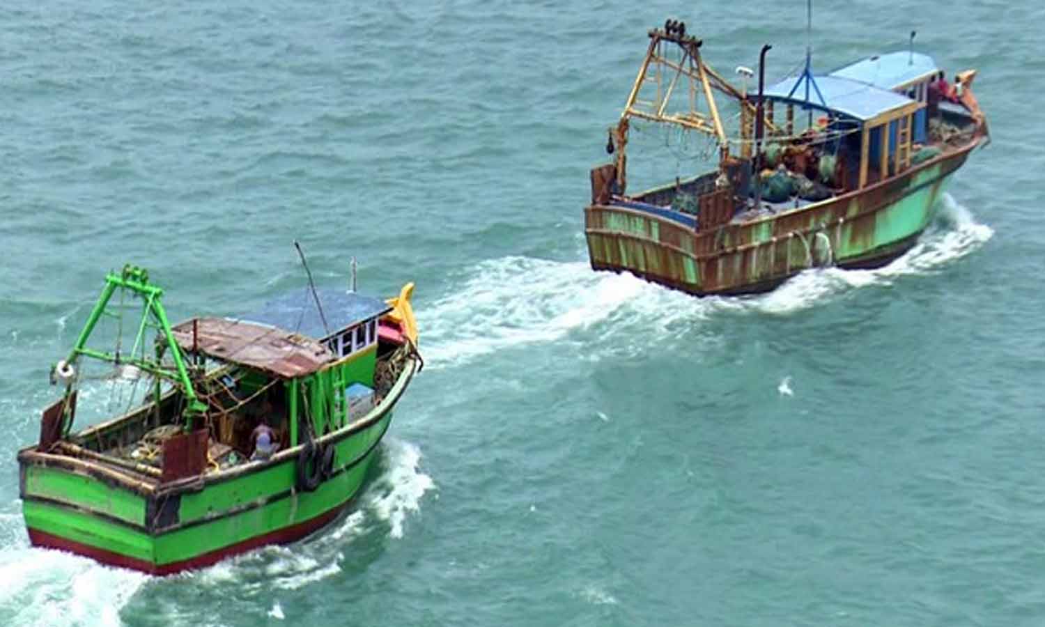 ராமேசுவரம் மீனவர்கள் 6 பேர் விடுதலை: படகுகளை நாட்டுடமையாக்க கோர்ட்டு உத்தரவு