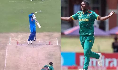 U19 அரையிறுதி: அடுத்தடுத்து விக்கெட்டுகளை இழந்த இந்தியா