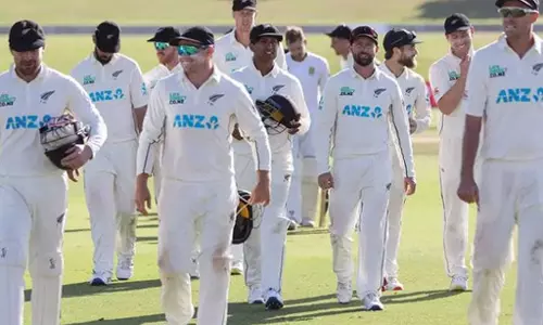 தென் ஆப்பிரிக்காவுக்கு எதிரான முதல் டெஸ்ட்: நியூசிலாந்து அபார வெற்றி