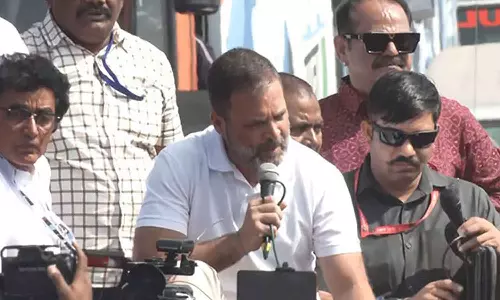 பிரதமர் மோடி, தனது சாதியை பற்றி பொய் சொல்கிறார்- ராகுல் காந்தி பரபரப்பு குற்றச்சாட்டு