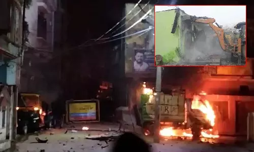 உத்தரகாண்ட்டில் வன்முறை: 4 பேர் பலி- ஊரடங்கு உத்தரவு அமல்