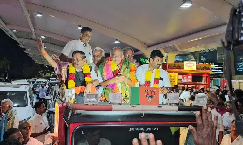 பொன்னையன், நத்தம் விஸ்வநாதன், திண்டுக்கல் சீனிவாசன் இளமையானவர்களா?