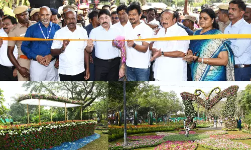 செம்மொழி பூங்காவில் பிரமாண்ட மலர் கண்காட்சி- தொடங்கி வைத்த அமைச்சர் உதயநிதி