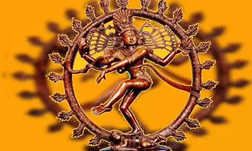 உத்திரகோசமங்கை மற்றும் சிதம்பரத்தில் ஆடிய தாண்டவம்