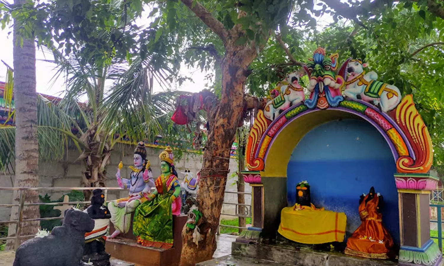 தேனினும் இனியவரான ஈசன்! தேனினும் இனியவரான ஈசன்!