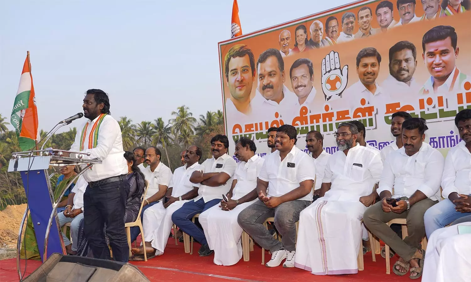 குமரி மேற்கு மாவட்ட இளைஞர் காங்கிரஸ் செயல்வீரர்கள் கூட்டத்தில் பங்கேற்ற விஜய் வசந்த் குமரி மேற்கு மாவட்ட இளைஞர் காங்கிரஸ் செயல்வீரர்கள் கூட்டத்தில் பங்கேற்ற விஜய் வசந்த்