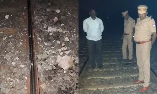 தண்டவாளத்தில் ராட்சத கல்: அந்தியோதயா ரெயிலை கவிழ்க்க சதி