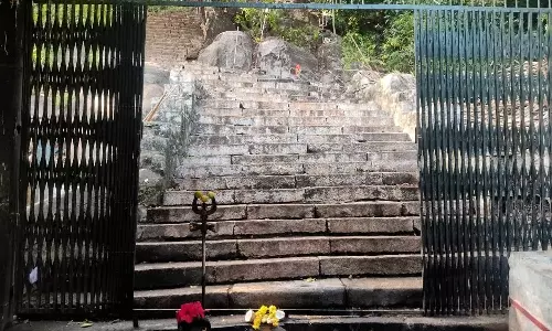 வனத்துறையினர் அனுமதியால் மகிழ்ச்சி: வெள்ளியங்கிரி மலையேற தொடங்கிய பக்தர்கள் கூட்டம்