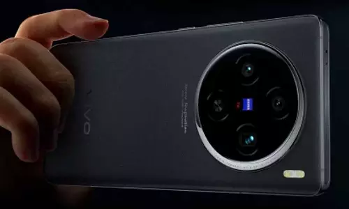 விவோ ஸ்மார்ட்போனிற்கு வேற லெவல் சலுகை அறிவித்த ப்ளிப்கார்ட்