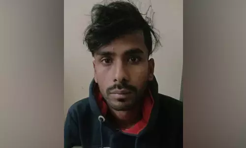 கடன் பெற்ற பெண்களின் புகைப்படங்களை ஆபாசமாக சித்தரித்து அனுப்பிய மோசடி கும்பல்...  வாலிபர் கைது