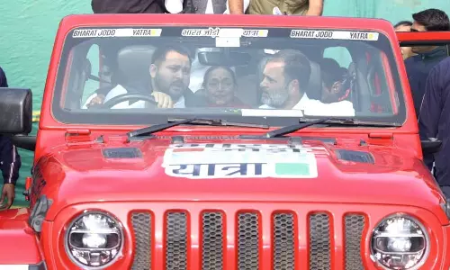 பீகாரில் ராகுல் காந்தியின் நடை பயணத்தில் இணைந்தார் தேஜஸ்வி யாதவ்