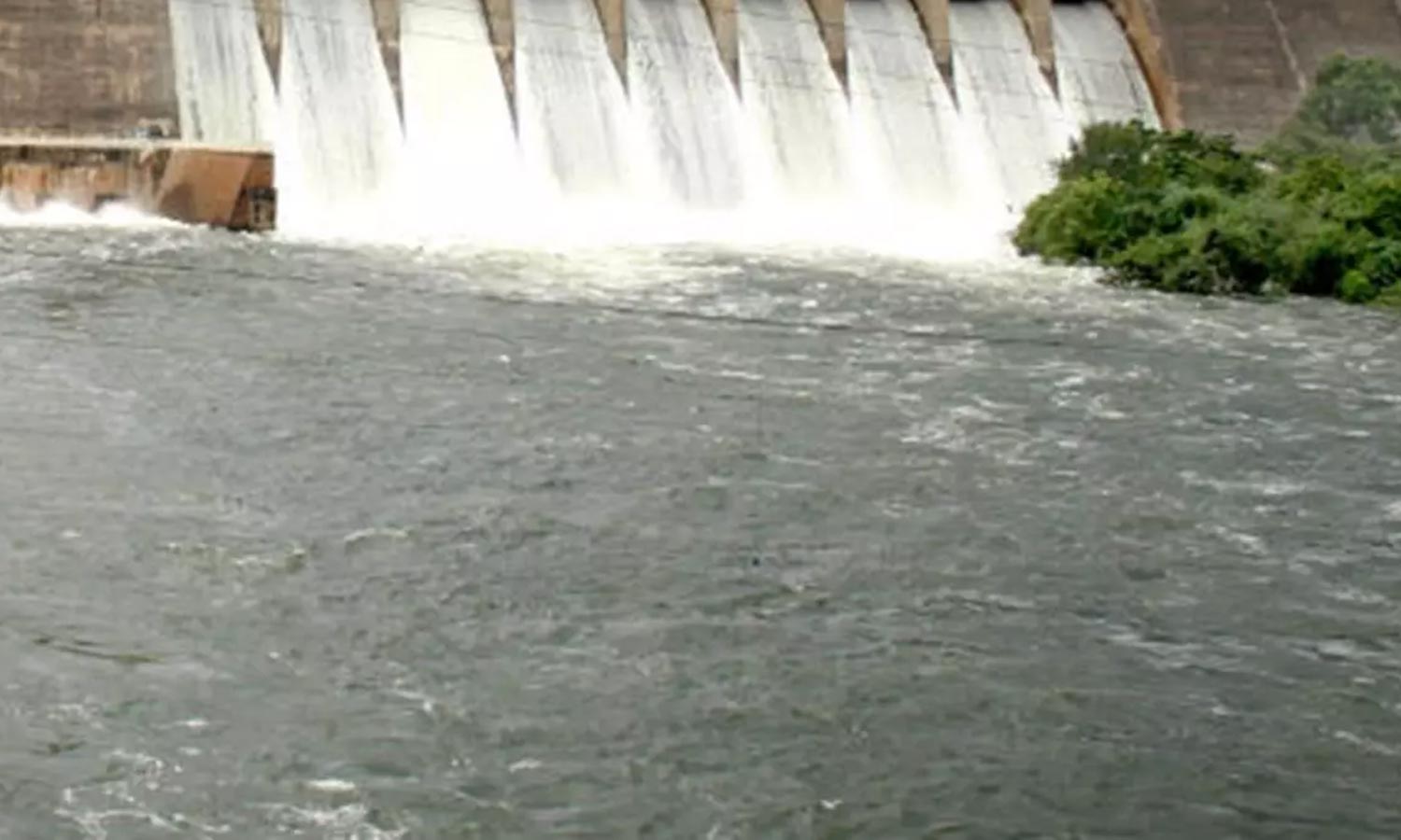 ஈரோடு மாவட்ட அணைகளின் நீர்மட்டம் சரிவு